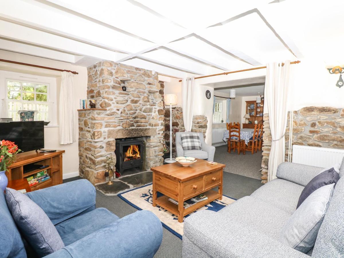 Badger Cottage Mawgan エクステリア 写真